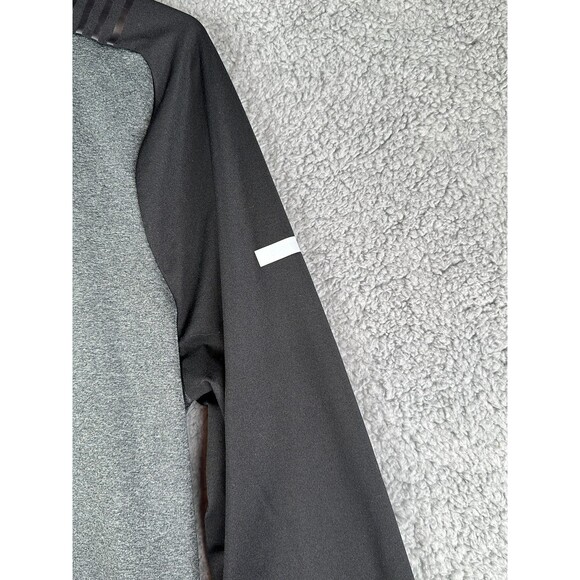 Spyder Active long sleeve 1/4 zip size medium - Picture 3 of 8